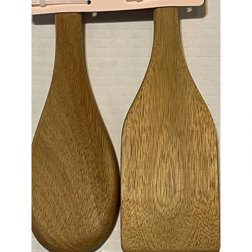 Paris Hilton 2 Piece Acacia Wood Kitchen Tool Set Pink Heart Handle Spoon Turner